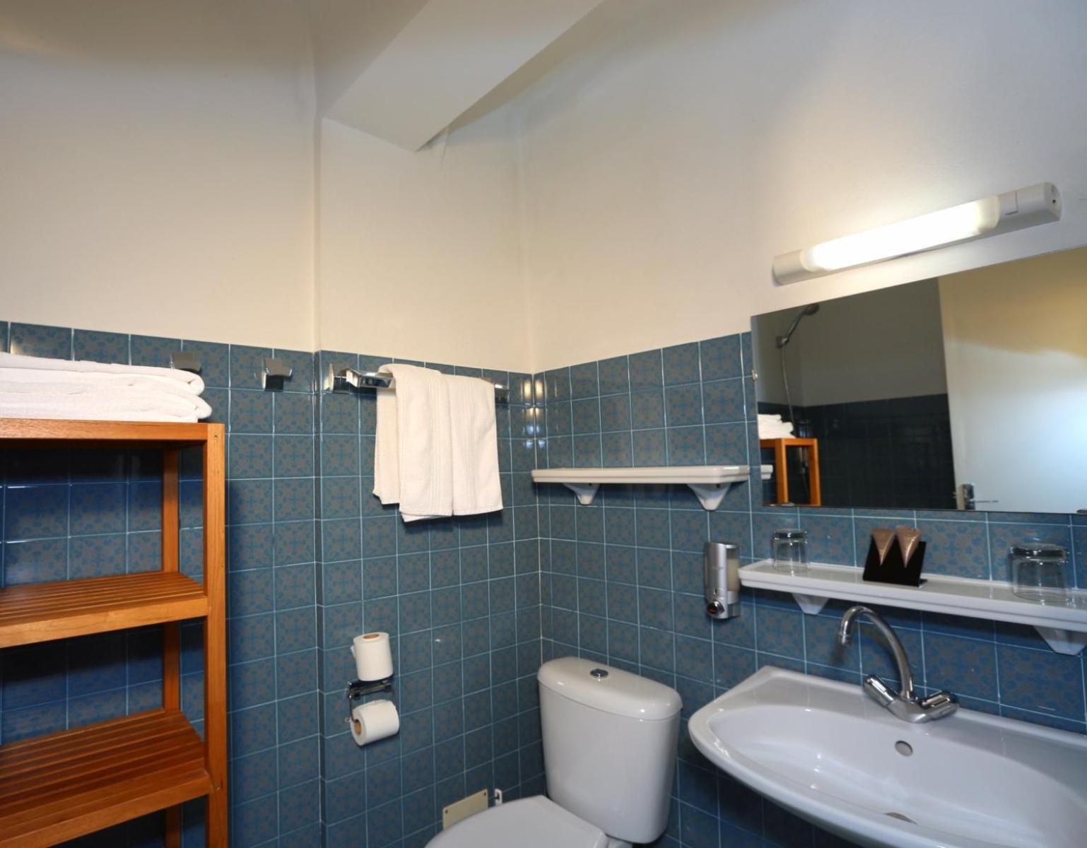 Hotel De La Plage - Hdlp Bormes-les-Mimosas Room photo